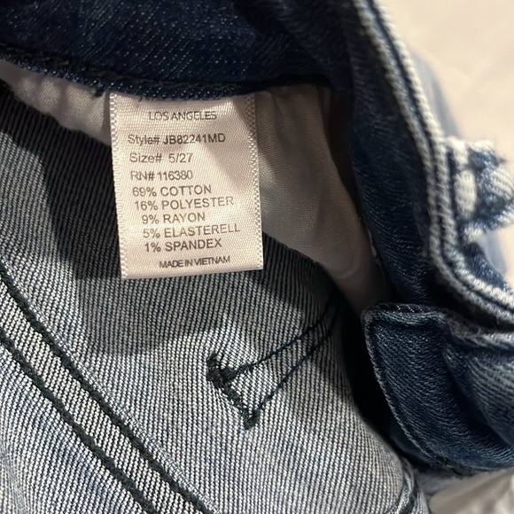 [5/27]Judy Blue Skinny Fit Light Washed Distressed mid Rise Stretch Jeans - Picture 8 of 8